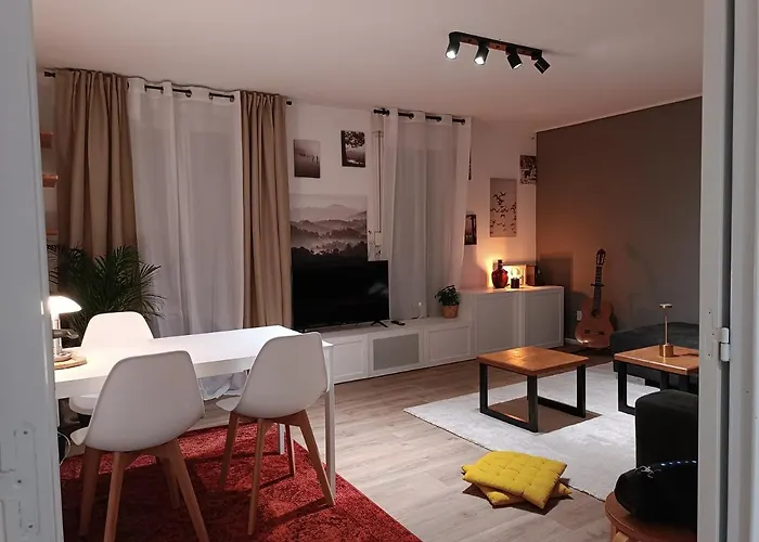 Cosy Apartment Strasbourg West Free Parking & Tram Access