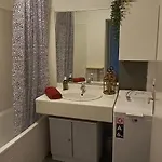 Apartment Cosy West Free Parking & Tram Access *